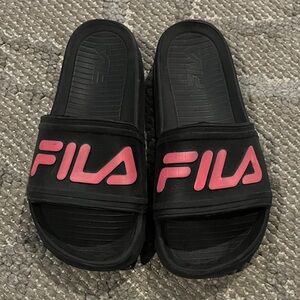 Girls Fila Black Slides with Pink Logo